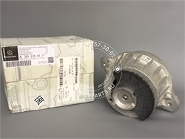 Подушка двигателя Mercedes w205 Левая A2052406217 1690